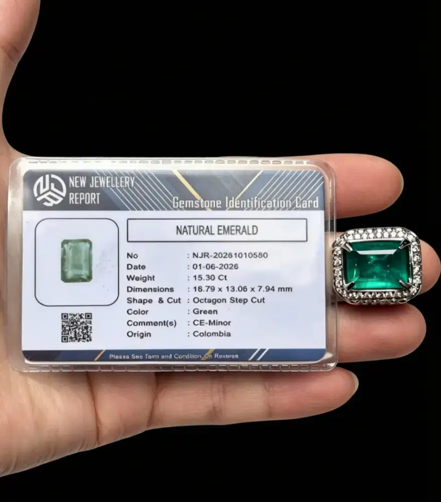 Natural Emerald/Zamrud Colombia + Memo