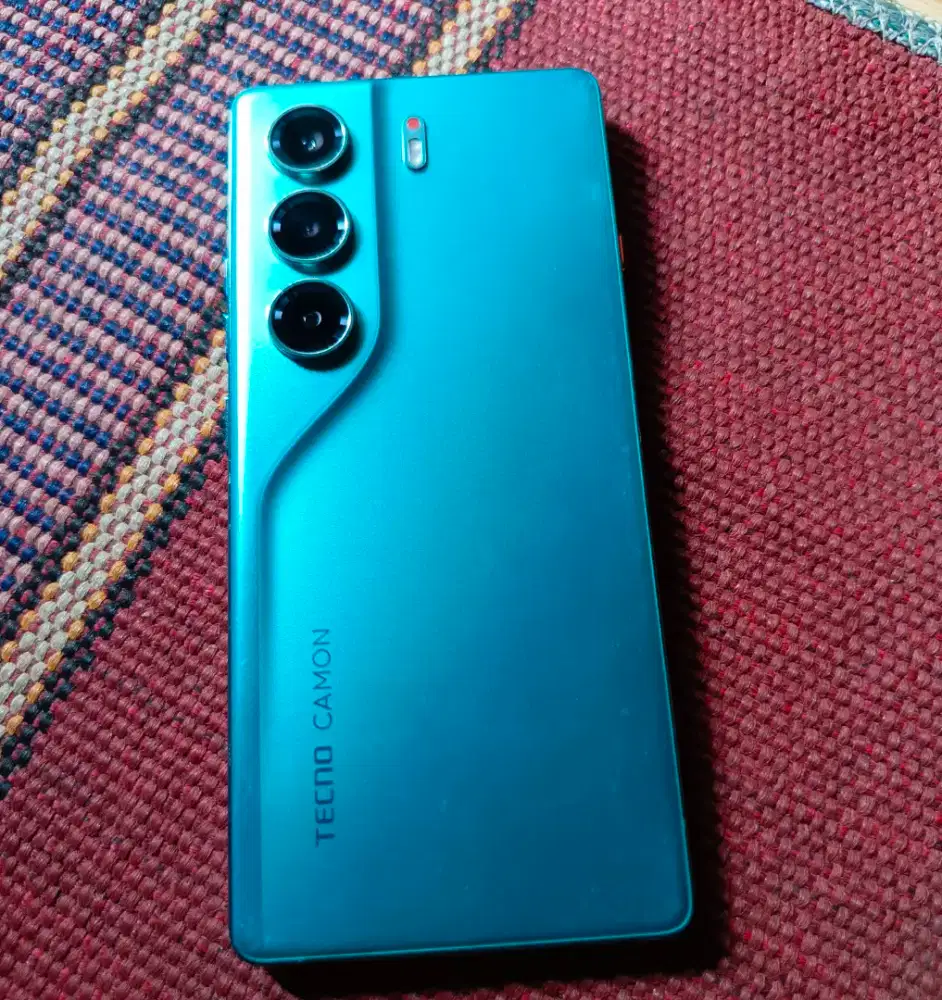 Handphone Tecno camon 40