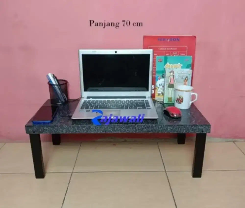 Dijual Meja Tempat Barang