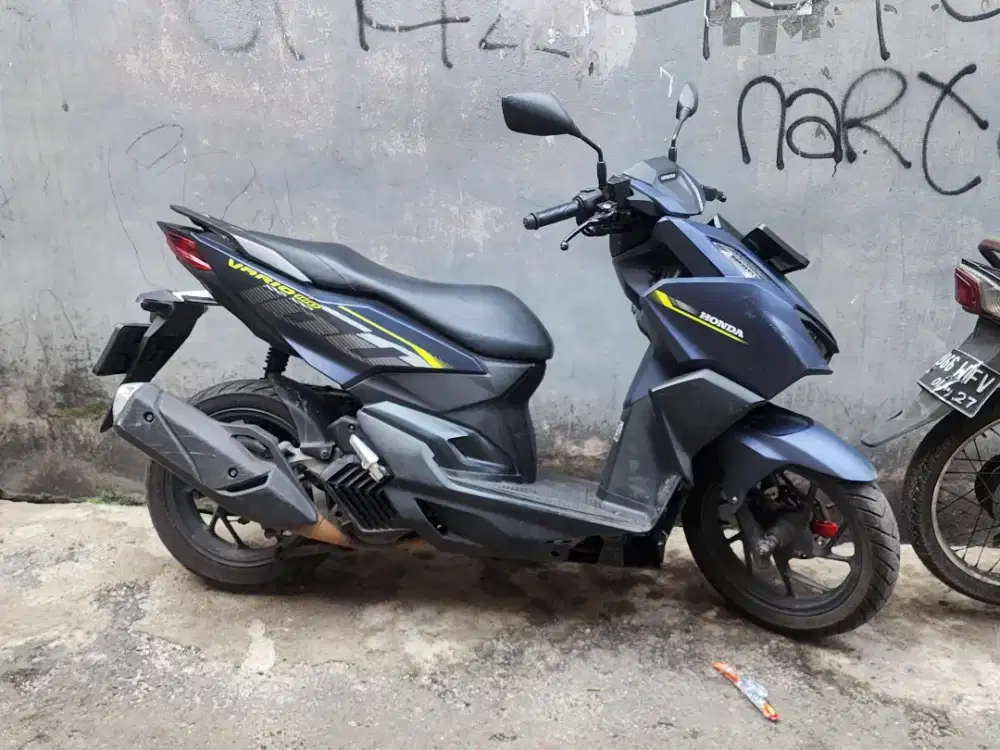 Tangan pertama, ss lengkap ama