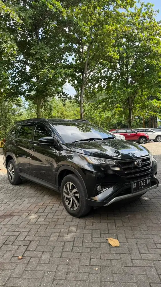 All new Rush G 1.5 Matic 2022 km 60 rb an Pajak baru 08/2027