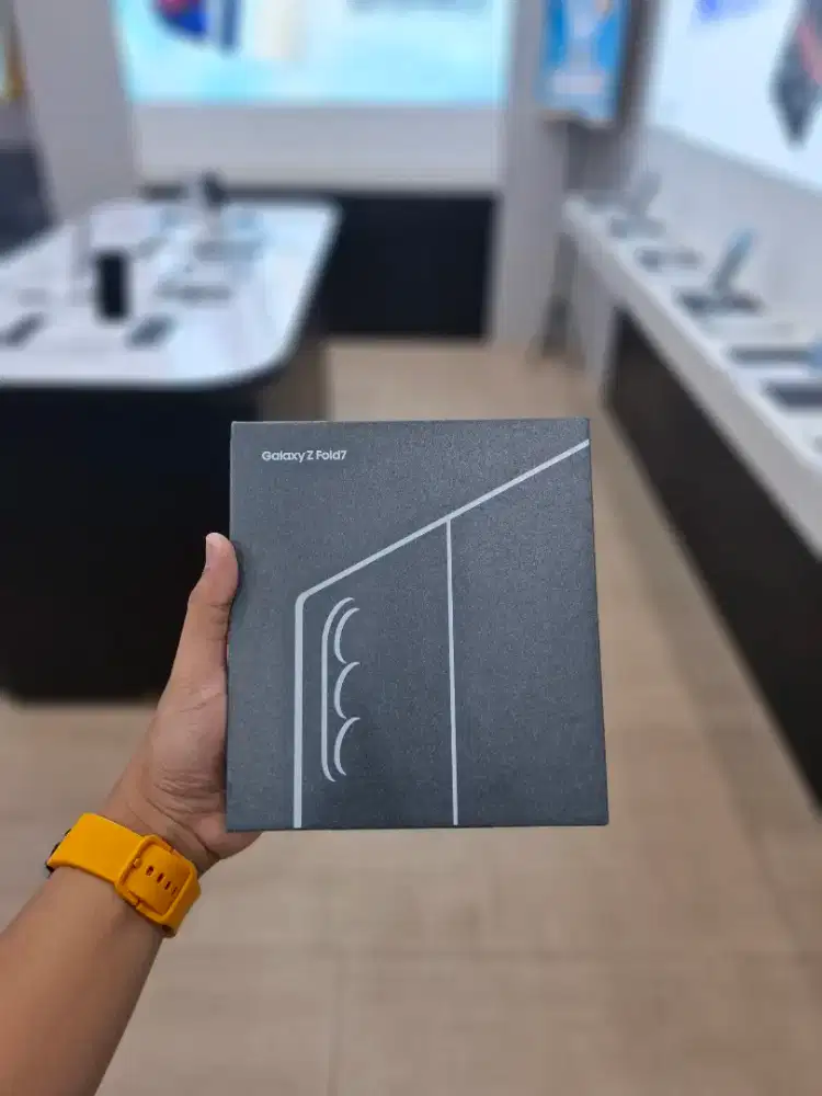 Samsung Galaxy Z Fold 7 12 / 256 GB