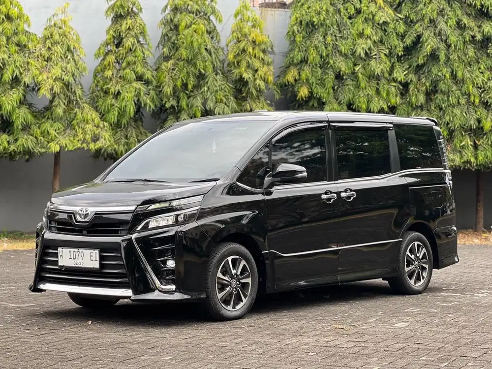 [CASH] Toyota Voxy 2.0 AT 2019 Full Original