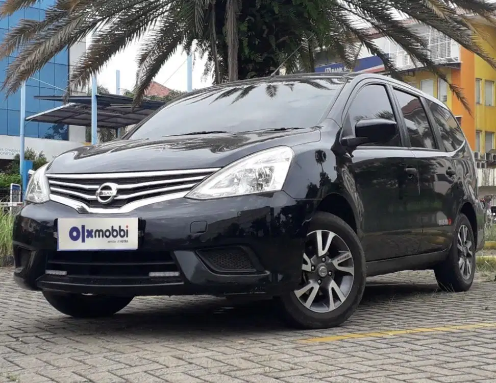 TDP 6, JT Nissan Grand livina 1.5 SV Bensin-AT Hitam 2017