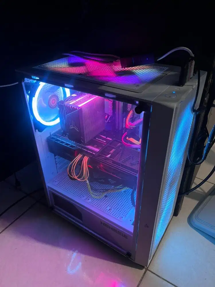 PC KESAYANGAN PEMAKAIAN PRIBADI