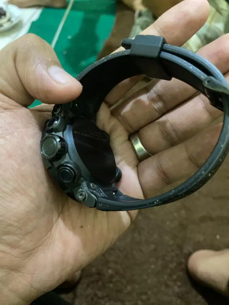 Jam bekas full 100%original