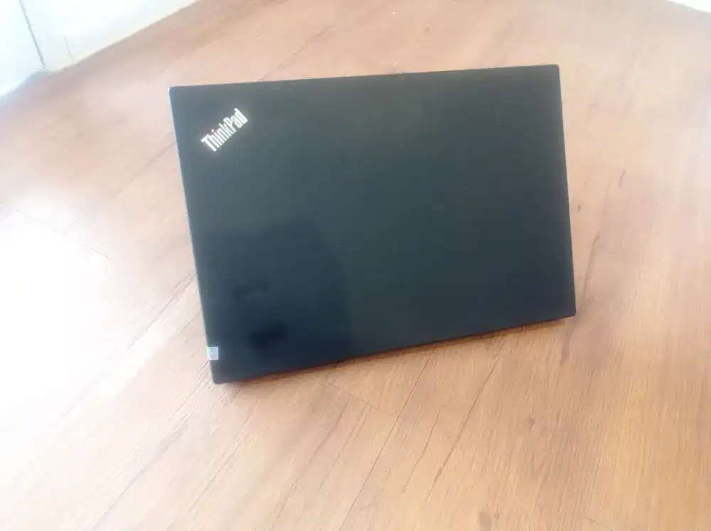 Thinkpad t14 core i5 gen 10 toucreen ram 8 128