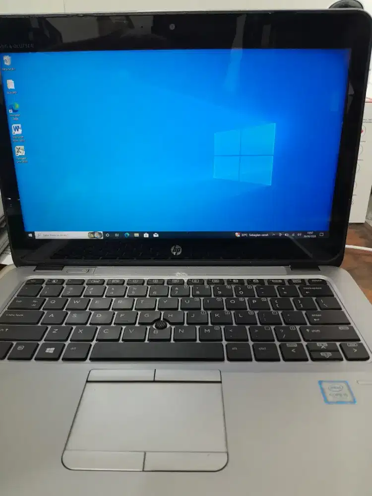 Laptop Hp Elitebook 820 G4 intel core i5 7200U Gen7 layar Touchscreen