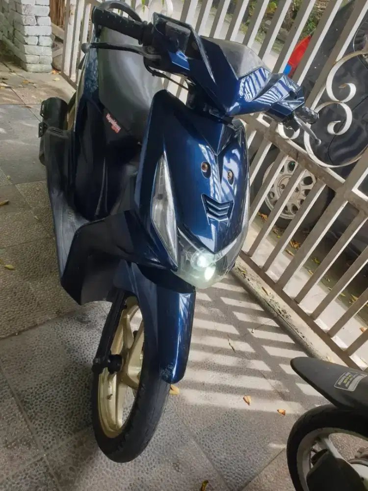 HondaBeat2011 Mesin&CVT Halus85%, Body&Velg MulusBaruRepaint Mempesona