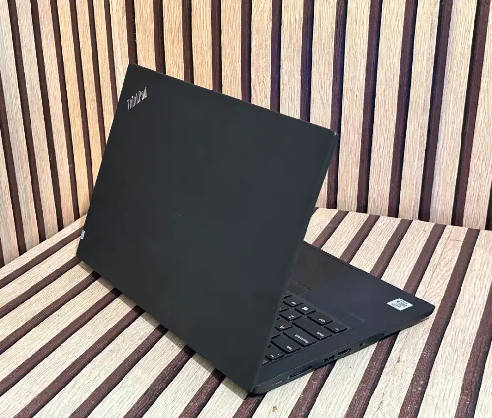 Thinkpad t14 i5 gen 10 slim gahar NVIDIA ram 16 SSD 128
