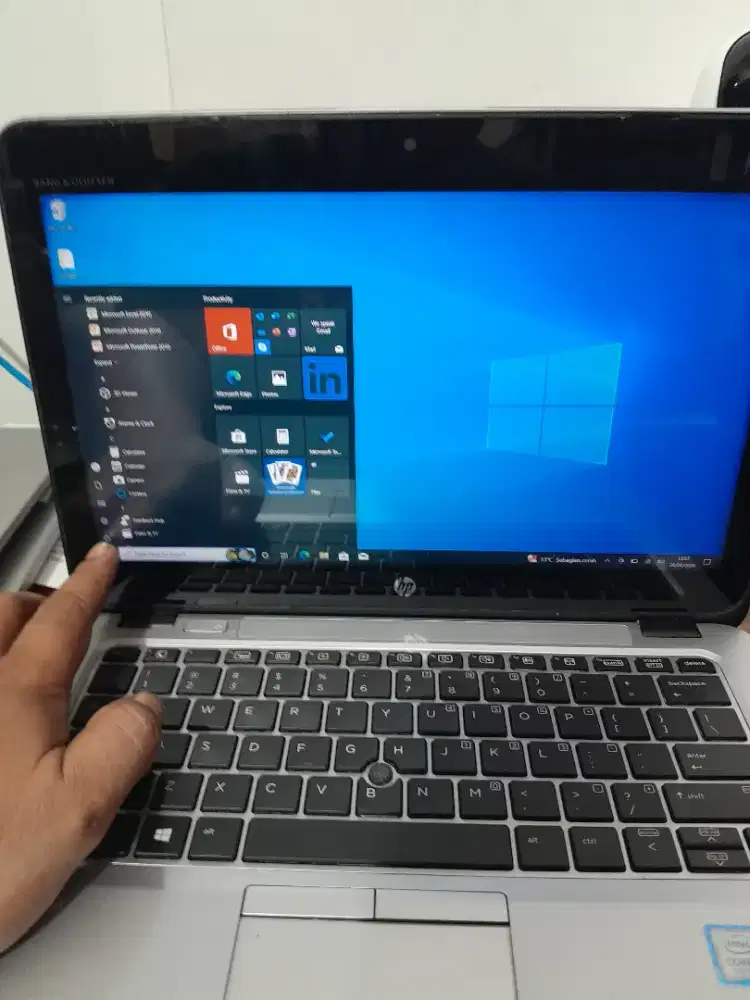 Laptop Hp Elitebook 820 G4 intel core i5 touchsreen lengkap bergaransi
