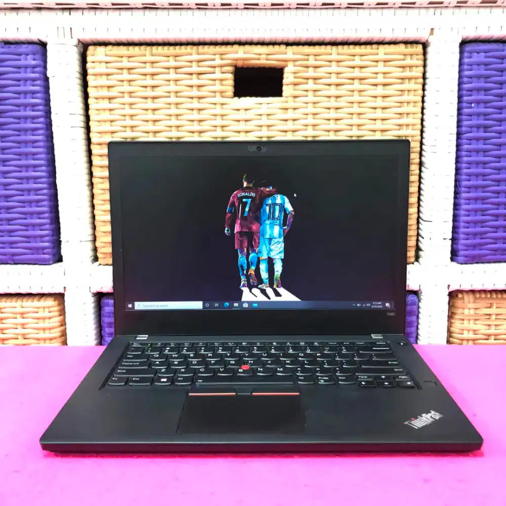 Laptop Lenovo ThinkPad T480
Bahan Semi Rubber Warna Hitam DOP