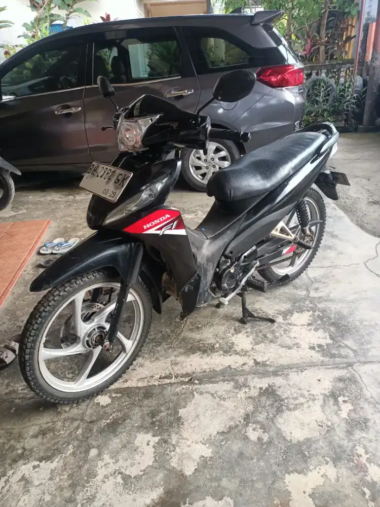 Dijual Honda Revo 2024