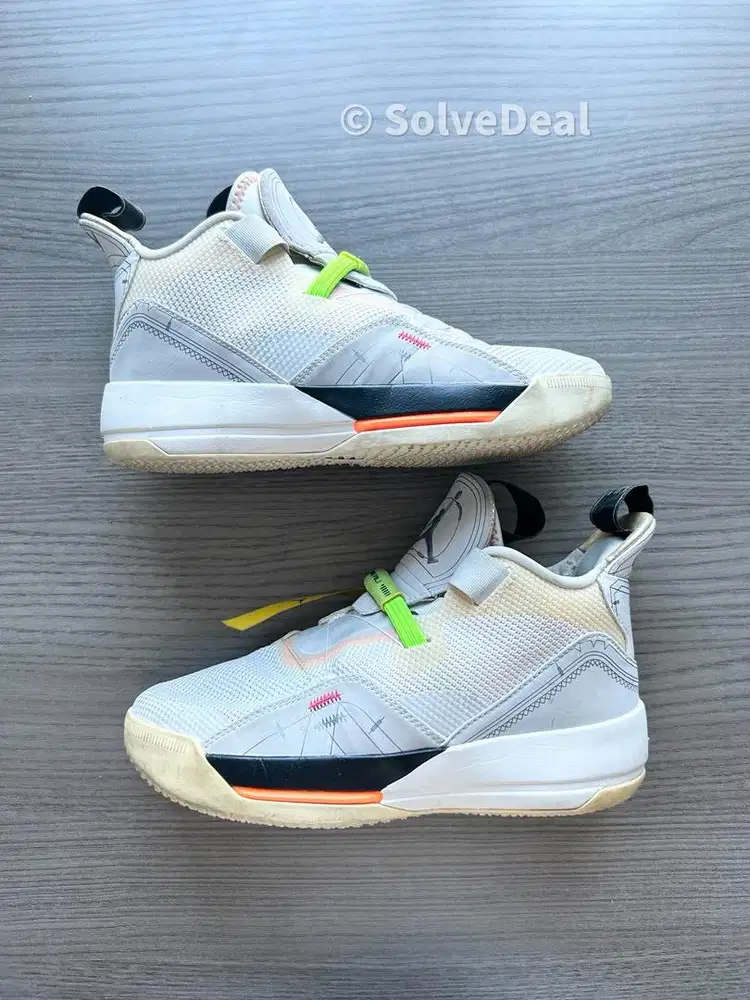 Sepatu Air Jordan XXXIII Vast Grey Sepatu Basket Sneakers