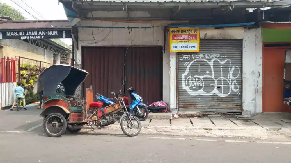 KONTRAKAN Ruko Lokasi Di Kepu Timur