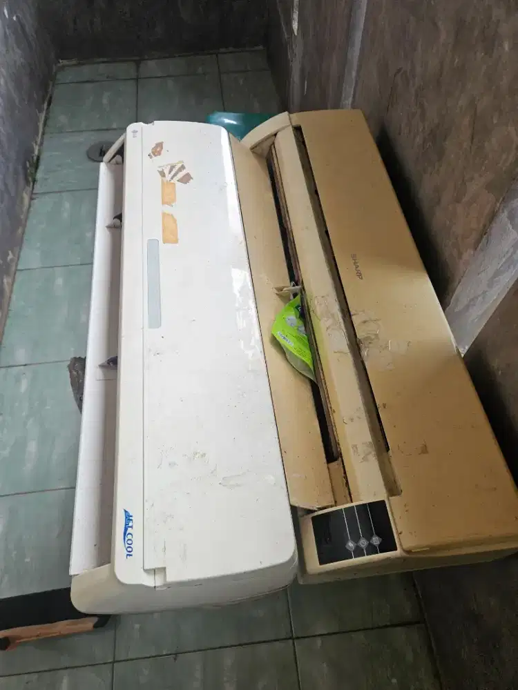 Dijual ac bekas 1pk dan 1/2 pk