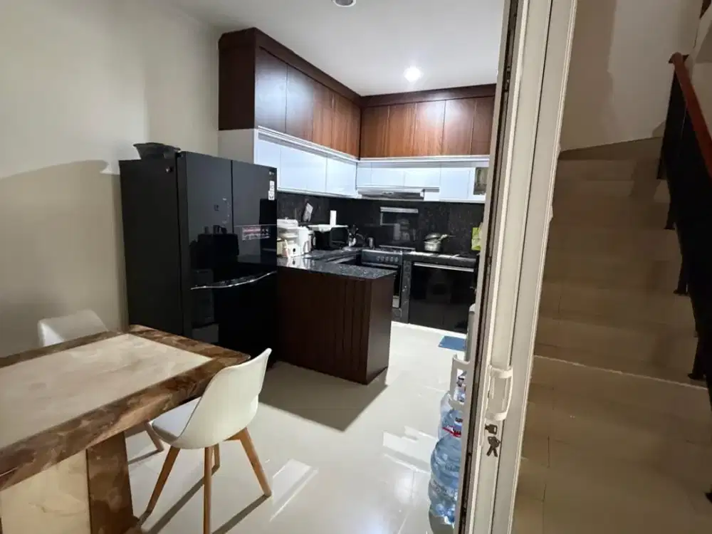 Rumah Full Renovasi di Lavesh Harapan Indah Bekasi | 3+1 KT | Siap Huni