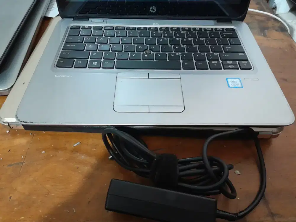 Laptop Hp elitebook 820 G4 intel core i5 gen7 touchscreen siap pakai