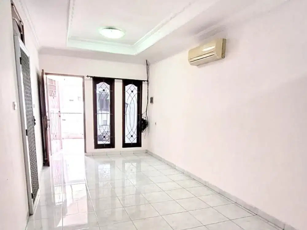 Rumah siap huni 6x17 102m Type 4KT Kelapa Gading Permai Jakarta Utara