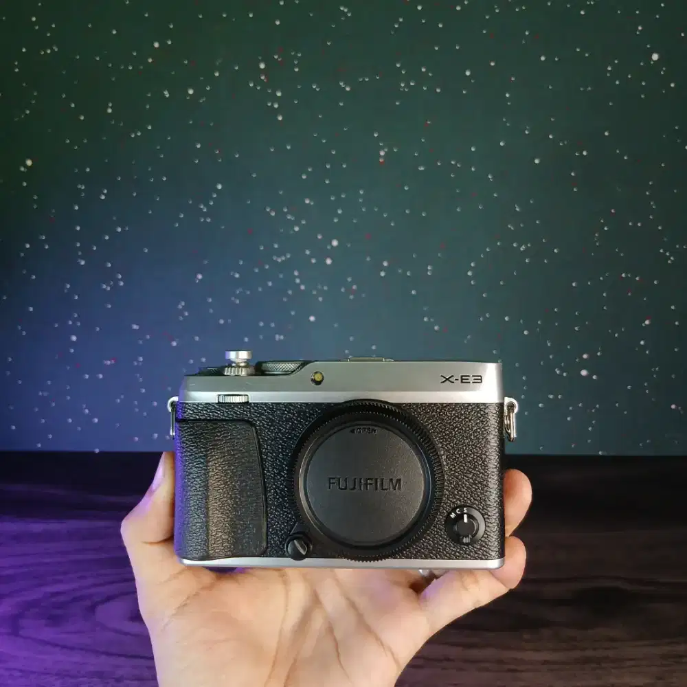 LIKE NEW BO FUJIFILM X-E3 SILVER ARGENT FULLSETBOX
