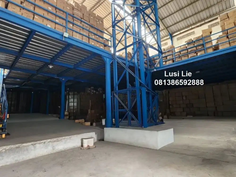 Gudang Dadap luas 850 m, 2 lantai ada hoist, office rapi