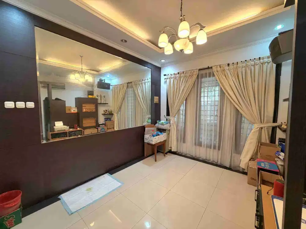RUMAH SUNTER BAGUS SHM ROW JALAN 2 MOBIL JAKARTA UTARA