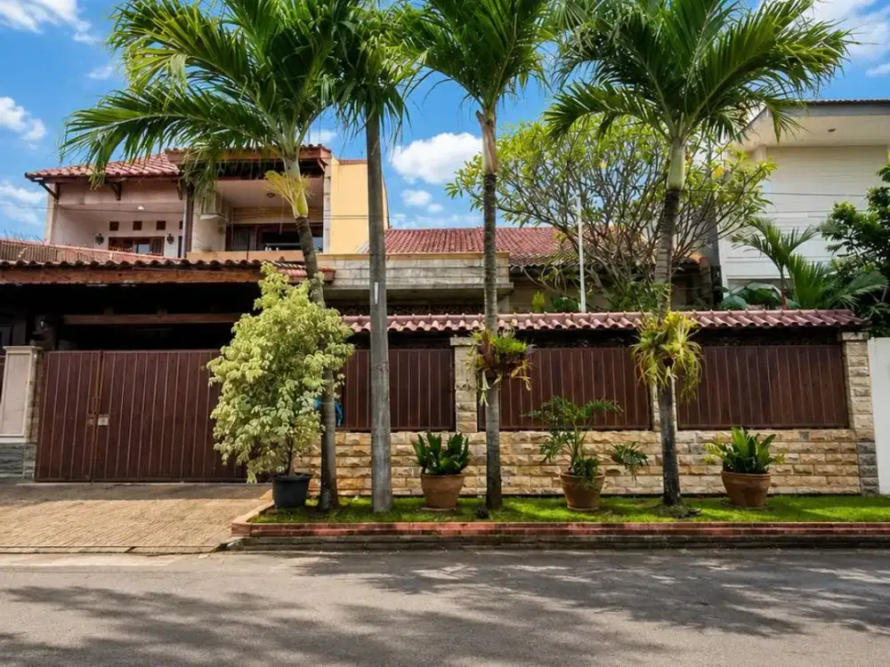 Rumah Komplek Elite Cinere Nuansa Etnik Indah