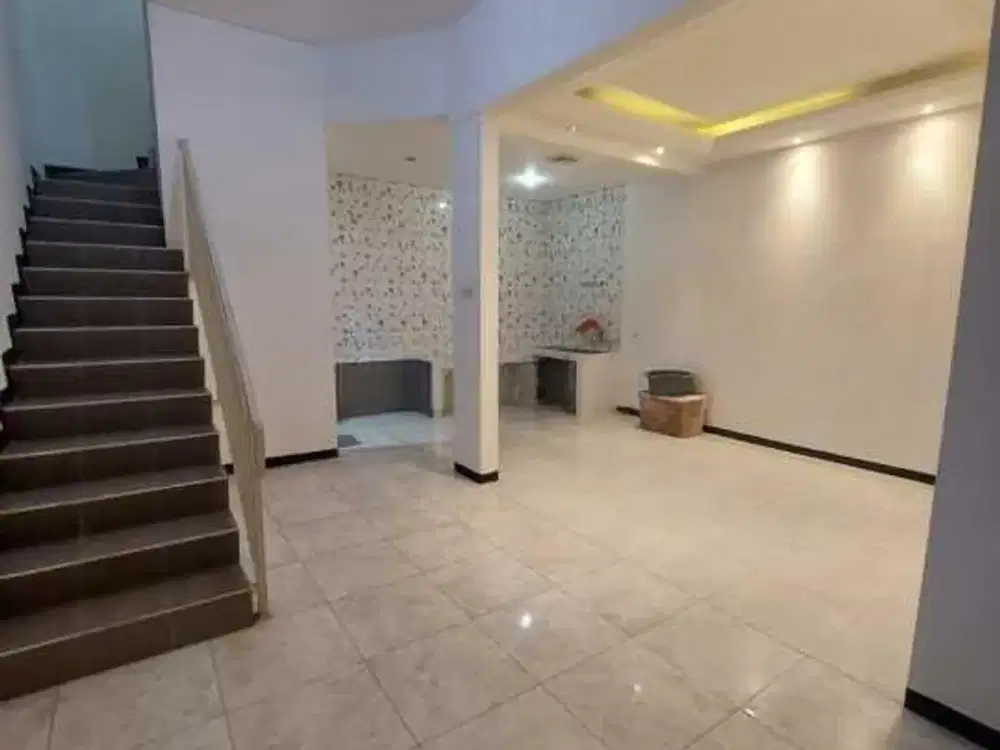 Dijual Rumah Alam Hijau Citraland 2 Lantai Best Deal Siap Huni