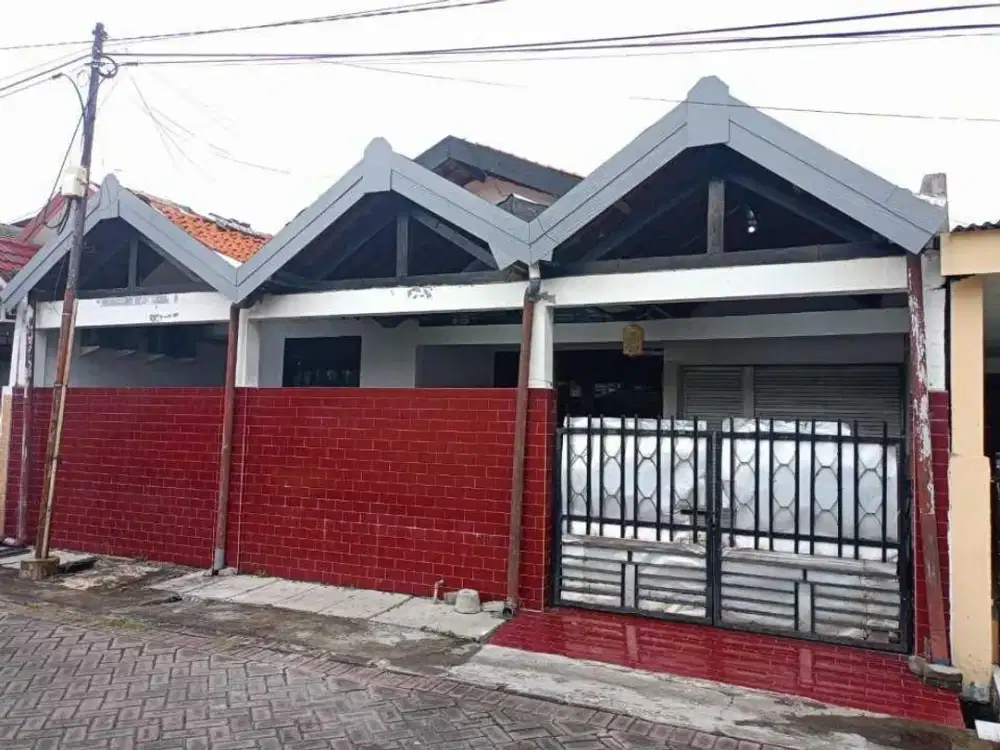 1 676. Dijual / Disewakan - Rumah Siap Huni Strategis Cipta Menanggal Dekat Tol Waru & Masjid Al-Akbar | Full Furnished | Lingkungan Tenang