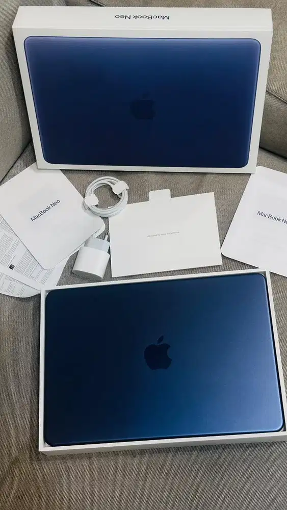Macbook Neo 512 GB iBox Like New