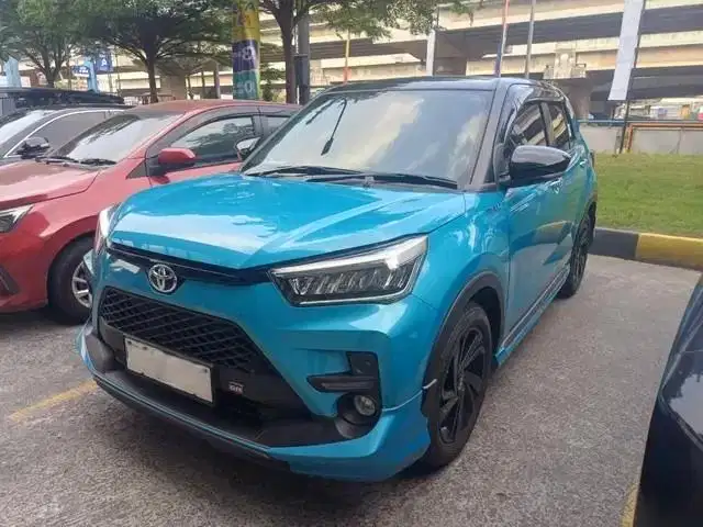 DP MURAH - Toyota Raize 1.0 GR Sport Two Tone Bensin-AT 2023 Biru