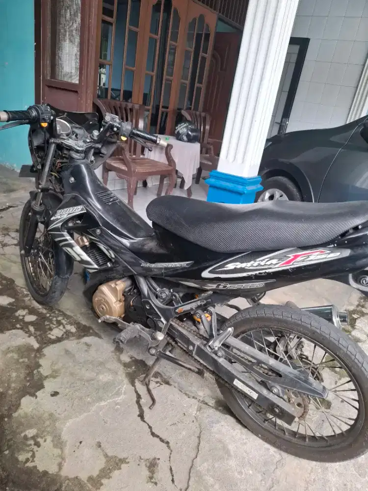 DI JUAL MOTOR SUZUKI SATRIA FU 2009 4.5 JT NEGO