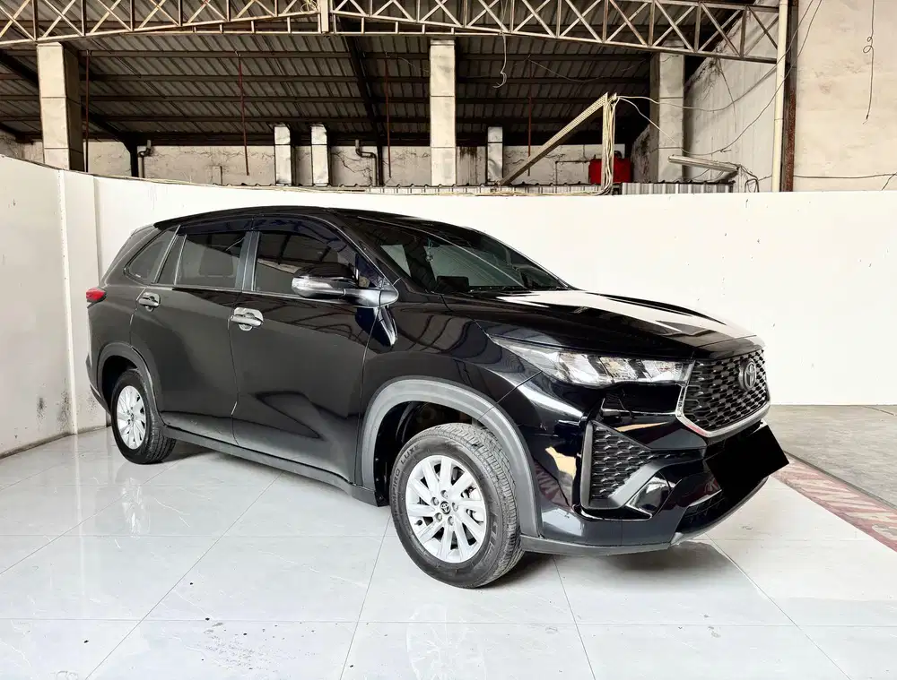 Toyota Innova Zenix V 2.0 At pjk 02-1027