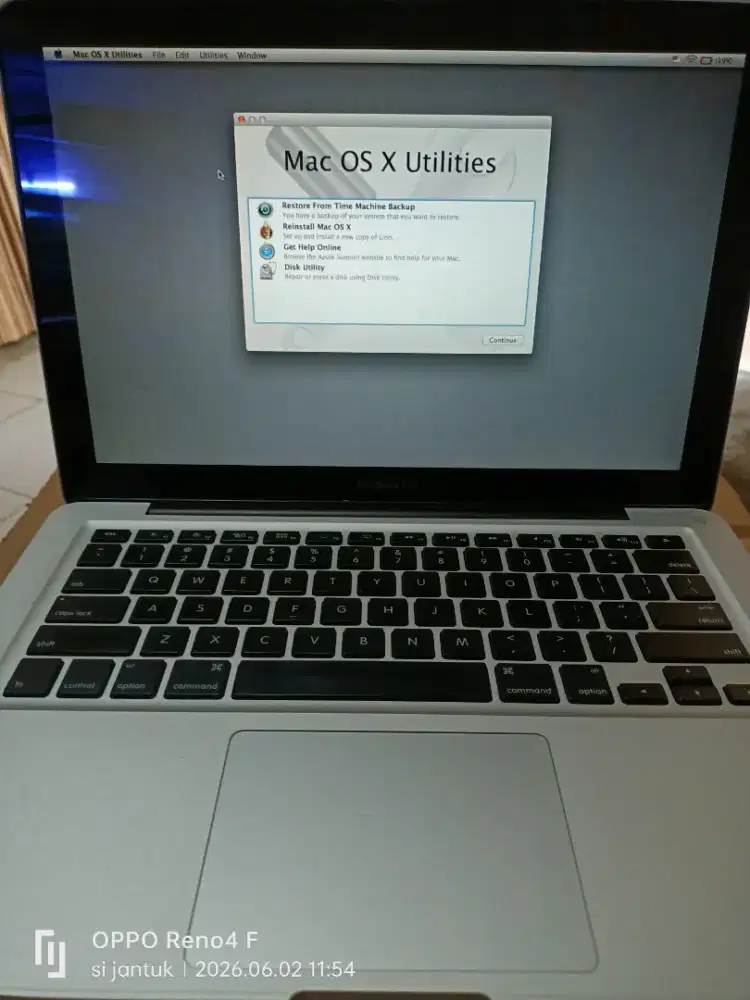 macbook pro OS Windows 7