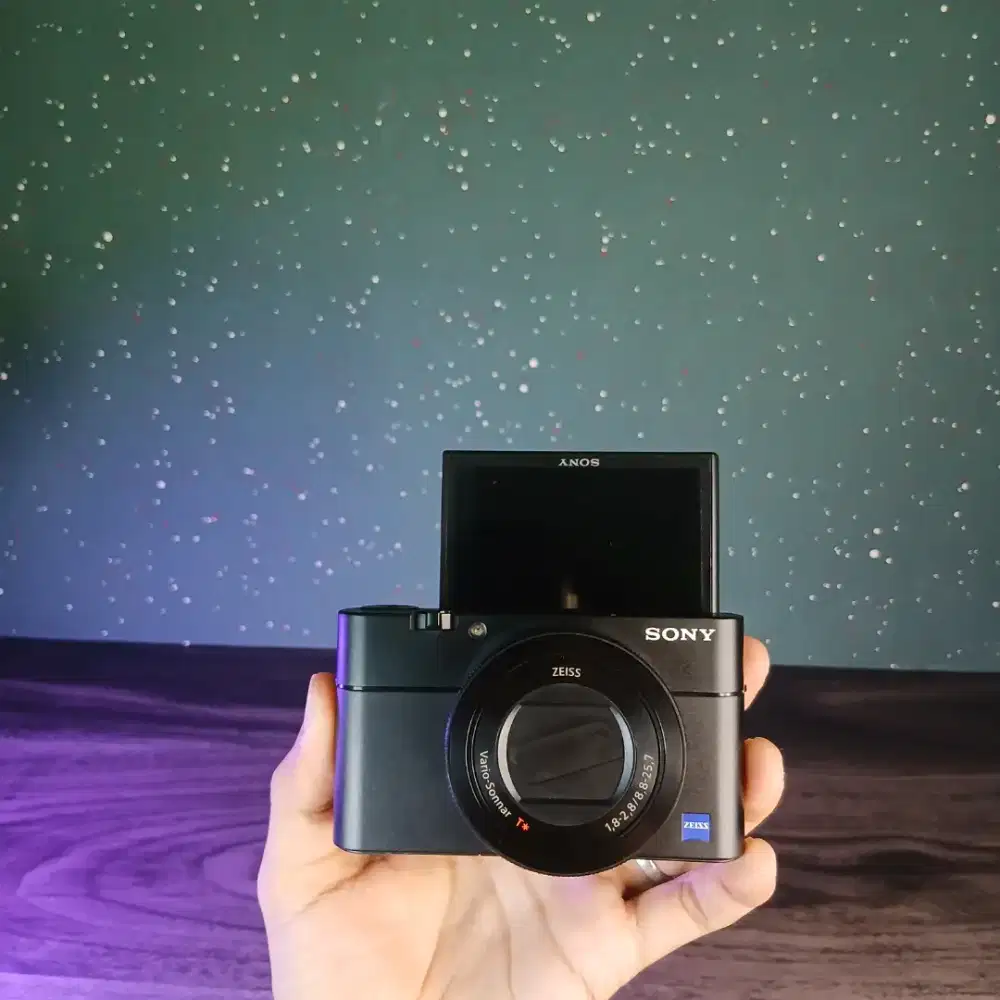 SONY RX100 MARK V BLACK FULLSETBOX GOOD CONDITION