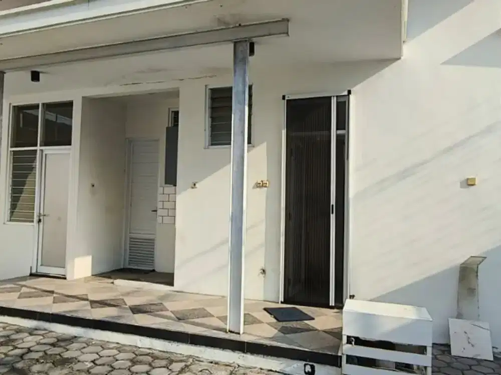Rumah siap huni dan Nyaman daerah Semarang Timur - 11586