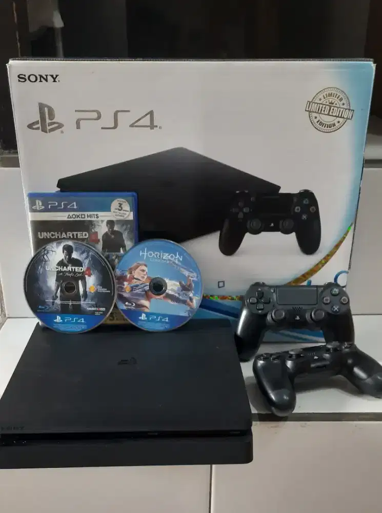 Dijual PS4 SLIM ORI 1TB CUH 22XX SESUAI FOTO MURAH