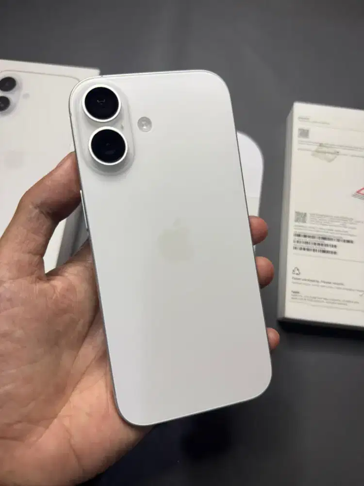 iPhone 17 256Gb iBox Garansi Aktif Sampai Juni 2027