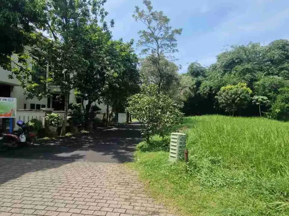 Kaveling di Hook hadap Selatan Timur