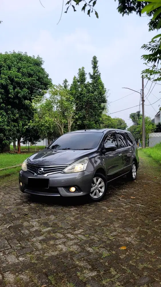 Nissan Grand livina 2015 Bensin