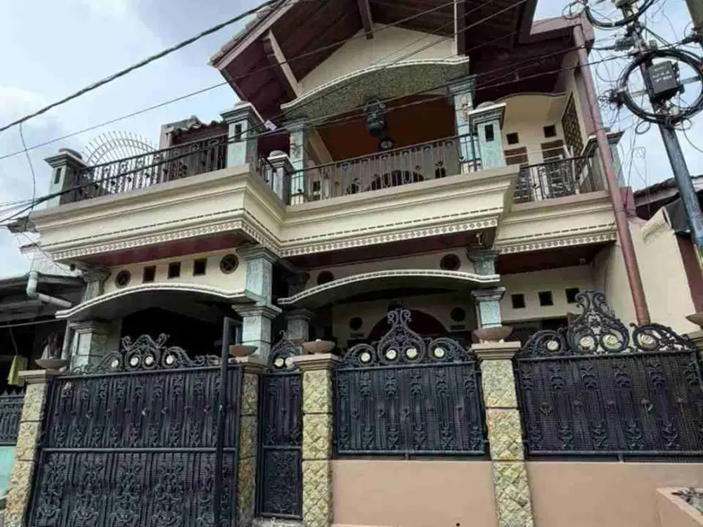 Dijual Hunian 2 Lantai Classic Nyaman Strategis Permata Pamulang