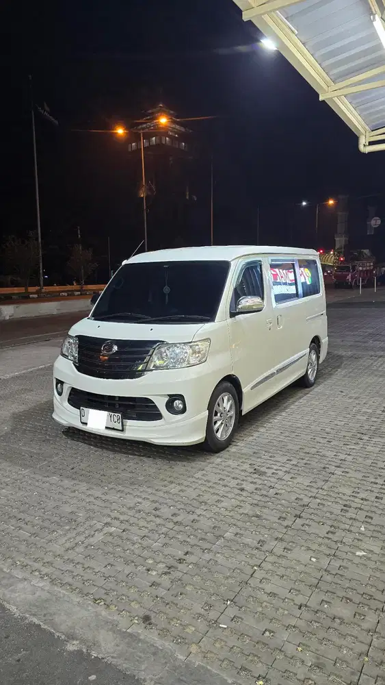 Daihatsu Luxio 2022 Bensin