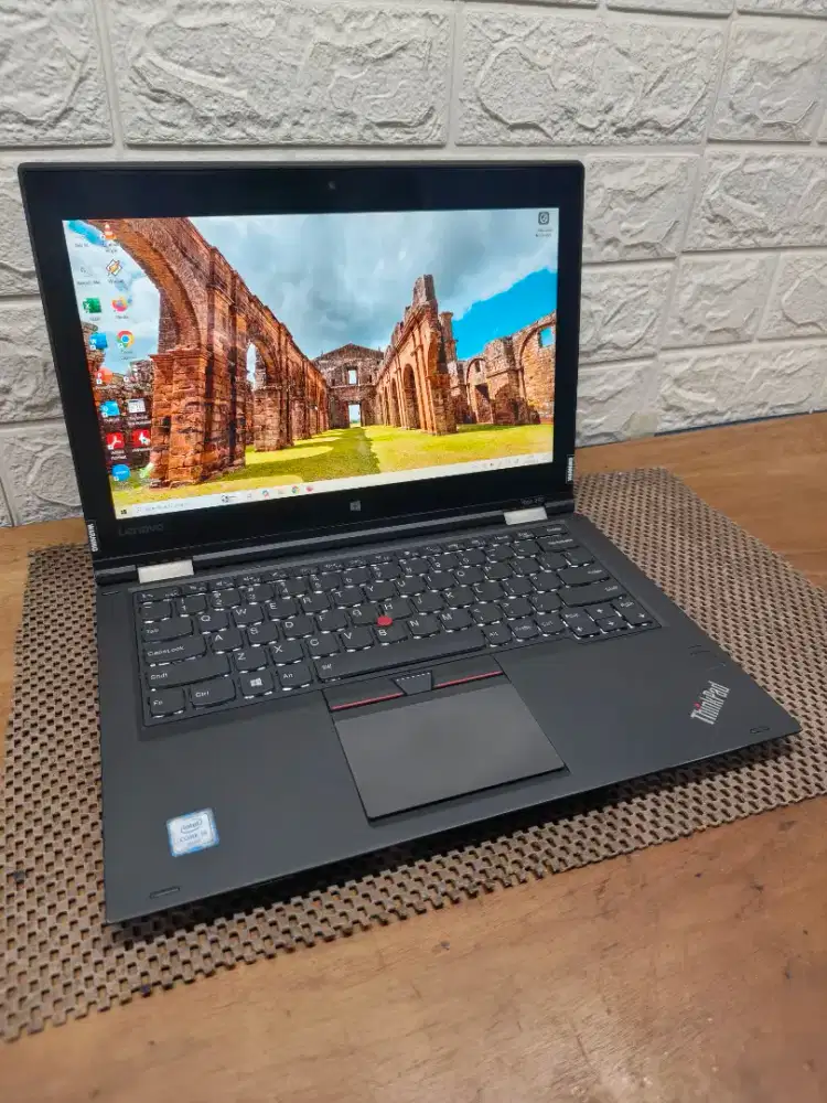 Lenovo Thinkpad Yoga 260 Core i5 Gen-6 (8/256gb) 12,5 inch Laptop 2in1