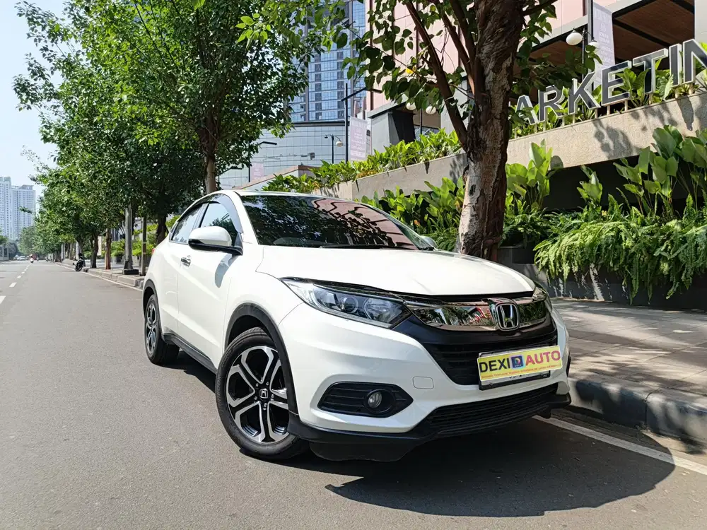 (KM30000)HONDA HRV E 1.5 AT 2019 NIK 2018 ISTIMEWA KM RENDAH
