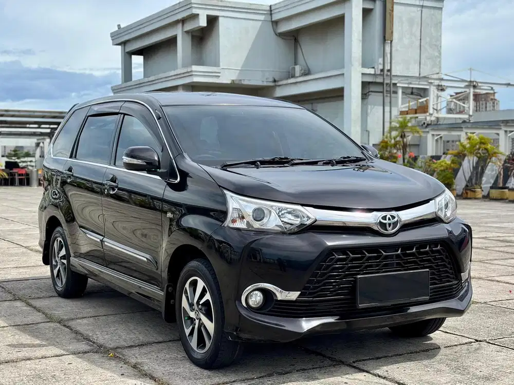[DP 30JT] TOYOTA AVANZA VELOZ 1.5 AT 2016 HITAM ISTIMEWA TT 2017 MATIC