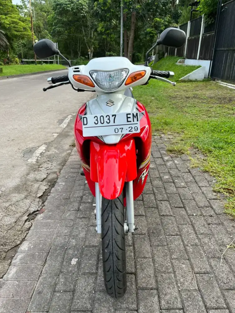 Satria Hiu Tahun 2006 original Antik Koleksian