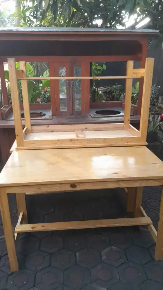 Gerobak bekas dagang soto