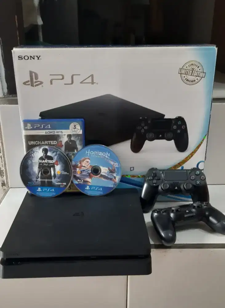 Dijual PS4 SLIM ORI 1TB CUH 22XX SESUAI FOTO Mrh Terjangkau