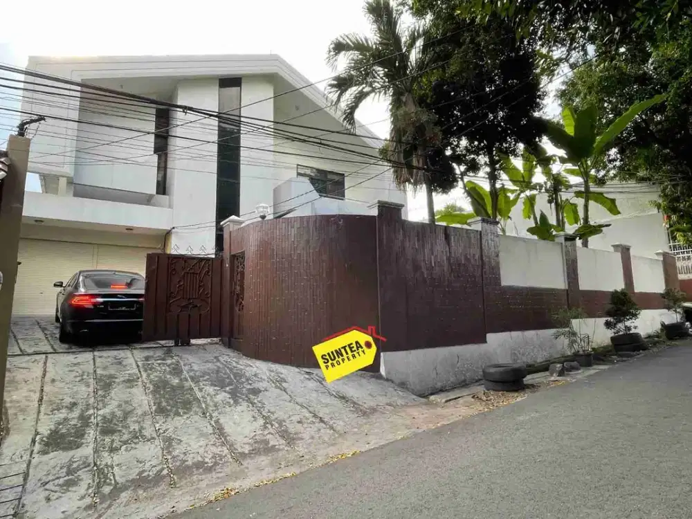 Di Sewakan Rumah Luas di Area Mampang Jakarta Selatan