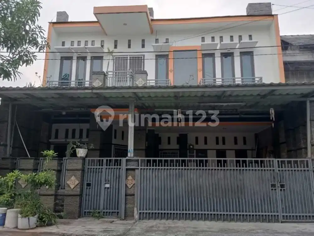 Rumah 3 Lantai Dekat Mall Kcp Karawang